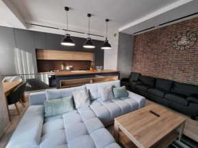 Diplomat Deluxe Apartment
